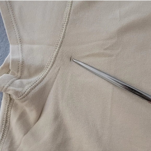 CHICOS The Ultimate Tee sz 1  Tan  Short Sleeve Round Neck Cotton Modal - Picture 5 of 7